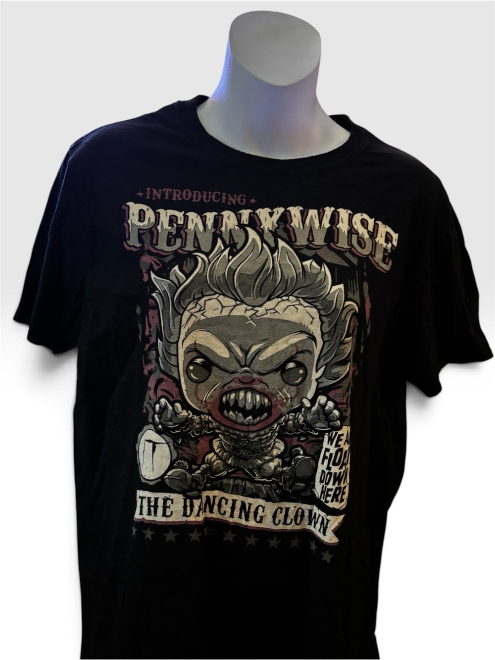Rare 2018 IT Funko POP Pennywise Graphic Tee